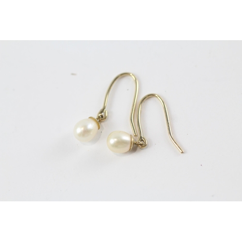 182 - 2x 9ct gold cultured pearl drop earrings (2.7g)