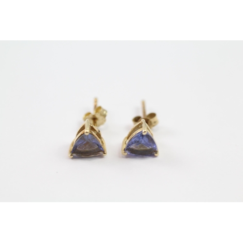 191 - 10ct gold tanzanite stud earrings (1.1g)