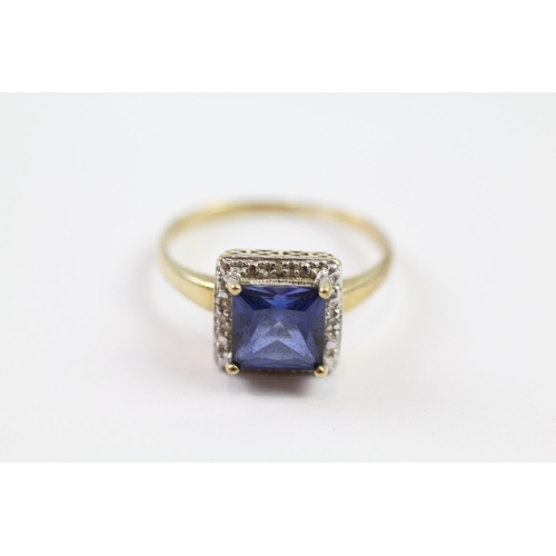 196 - 9ct gold synthetic sapphire & white gemstone cluster ring (3.3g) Size  V 1/2