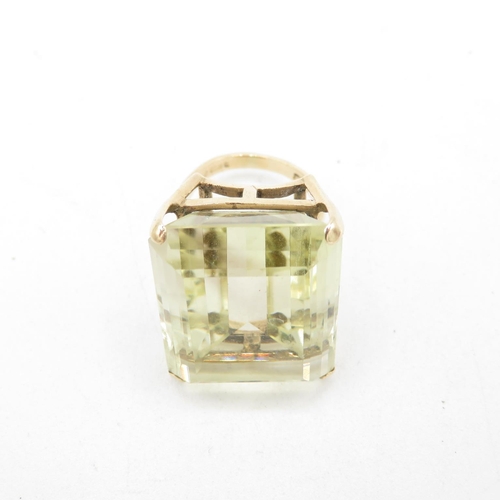 50 - 9ct gold emerald cut citrine dress ring (14.4g) Size  J