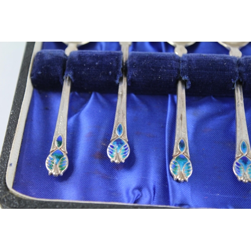 316 - 6  x liberty London art nouveau .925 sterling spoons w/ original case