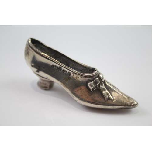 319 - .925 sterling novelty shoe pin cushion