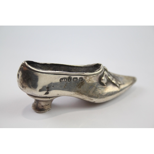 319 - .925 sterling novelty shoe pin cushion