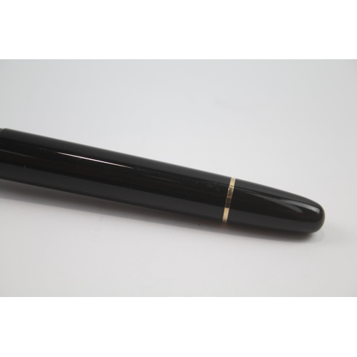 456 - MONTBLANC Meisterstuck Black Fountain Pen w/ 14ct Gold Nib WRITING - EF2145694