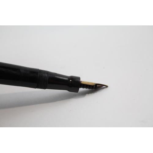 471 - Vintage MABIE TODD Swan Self Filler Black FOUNTAIN PEN w/ 14ct Gold Nib WRITING