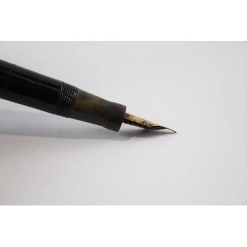 472 - Vintage MABIE TODD Swan Self Filler Black FOUNTAIN PEN w/ 14ct Gold Nib WRITING