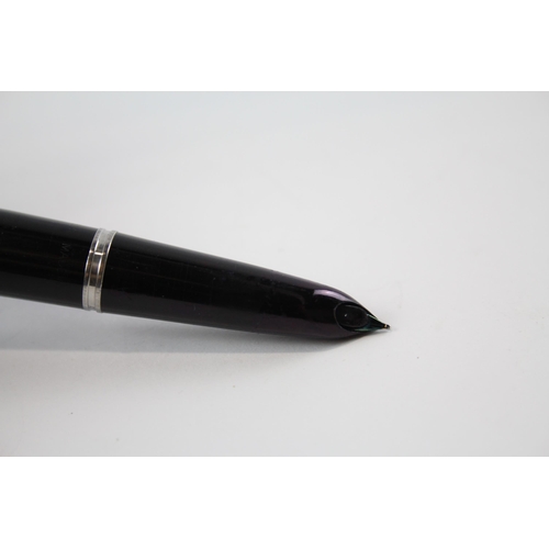 475 - Vintage PARKER 51 Black Fountain Pen w/ Rolled Gold Cap, 14ct Gold Nib WRITING