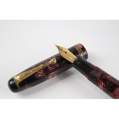 476 - Vintage PARKER Vaccumatic Burgundy Fountain Pen w/ 14ct Gold Nib WRITING