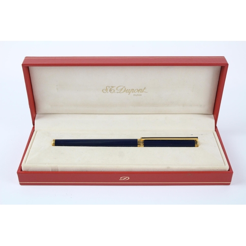 481 - Vintage S.T DUPONT Navy Lacquer Fountain Pen w/ 18ct Gold Nib WRITING Boxed