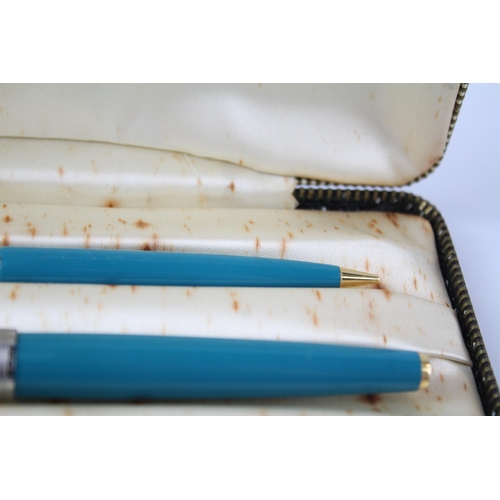 484 - Vintage PARKER 61 Teal Fountain Pen w/ Gold Plate Nib, Pencil, Original Box Etc