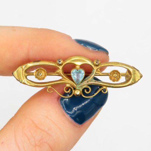 20 - 9ct gold antique paste heart brooch (1.9g)