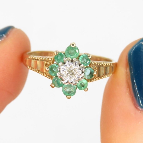 55 - 9ct gold emerald & diamond floral cluster ring (2g) Size  L