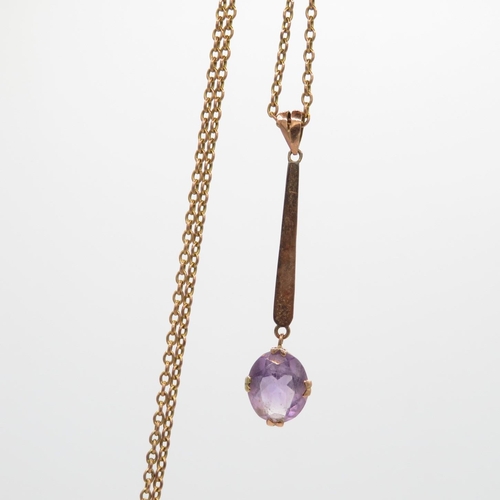 121 - 9ct gold antique amethyst pendant necklace (4g)