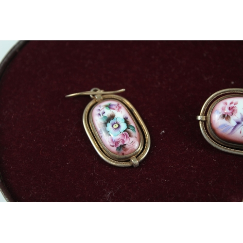 165 - Floral enamel jewellery set in box