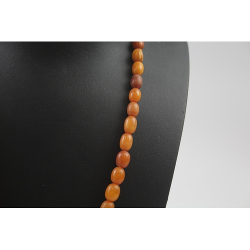 196 - Bakelite graduated necklace. 30g