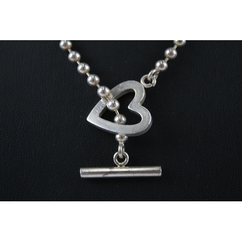 208 - Silver necklace with heart toggle clasp by designer Gucci