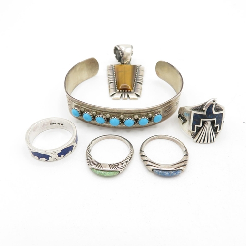 221 - Original Navajo Signed Jewellery Collection