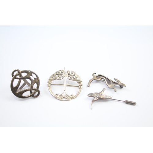 224 - A collection of silver Scottish/Celtic jewellery including Ola Gorie