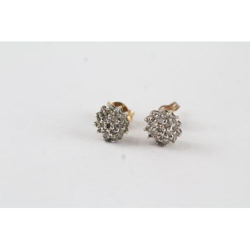 91 - 10ct gold diamond cluster pendant & stud earrings set (1.7g)