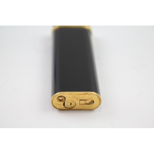 251 - CARIER Paris Gold Plated & Black Lacquer Cigarette Lighter - J87403T