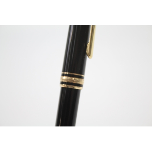 417 - Montblanc Meisterstuck Black Mechanical Pencil w/ Gold Plate Detail WRITING