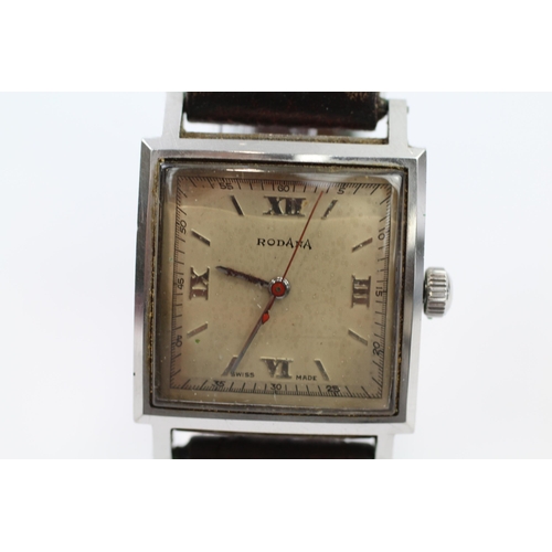 423 - RODANIA Gents Vintage C.1930s Square Cased WRISTWATCH Hand-wind WORKING