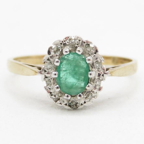 118 - 9ct gold emerald & diamond cluster ring (1.6g) Size  M