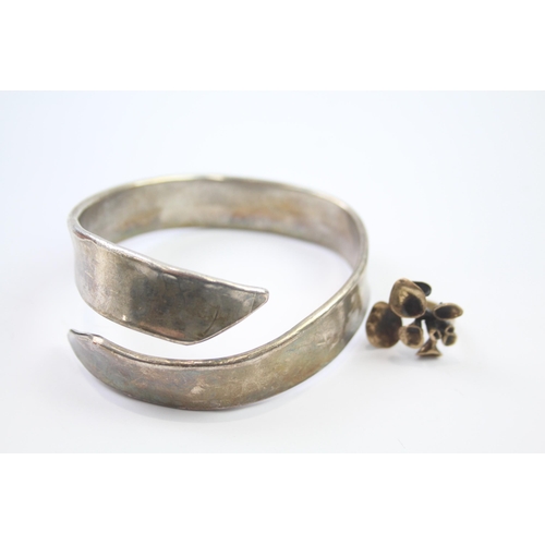 162 - Modernist ring and bangle including J.Hull Denmark