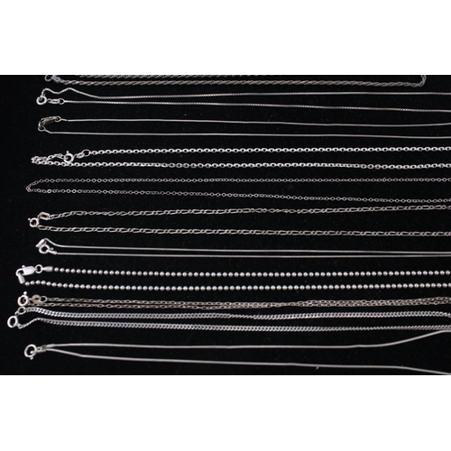 172 - A collection of silver chain necklaces including serpentine