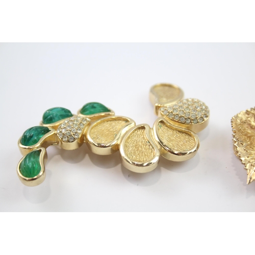 189 - A collection of gold tone jewellery by designer Grosse