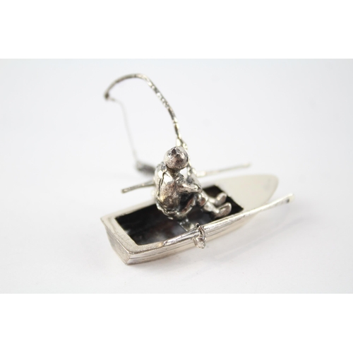 240 - Stamped .925 STERLING SILVER Fisherman Ornament w/ Moving Ores  (21g)