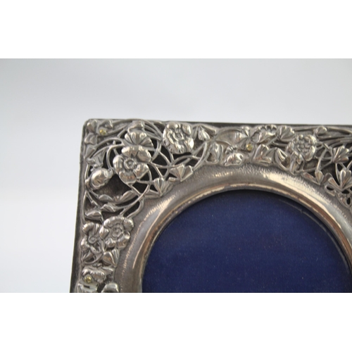 268 - Antique Hallmarked 1903 London STERLING SILVER Photo Frame 153g