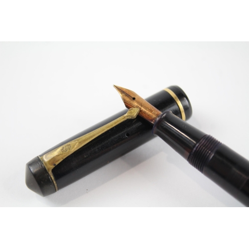 413 - Vintage CONWAY STEWART 285 Black FOUNTAIN PEN w/ 14ct Nib WRITING