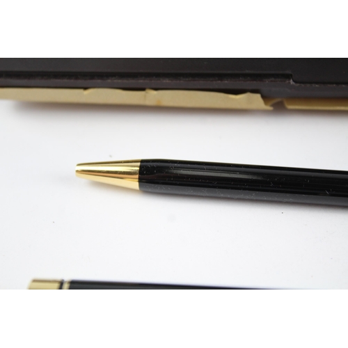 422 - Vintage SHEAFFER Targa Black Lacquer Fountain Pen w/ 14ct Gold Nib, Ballpoint