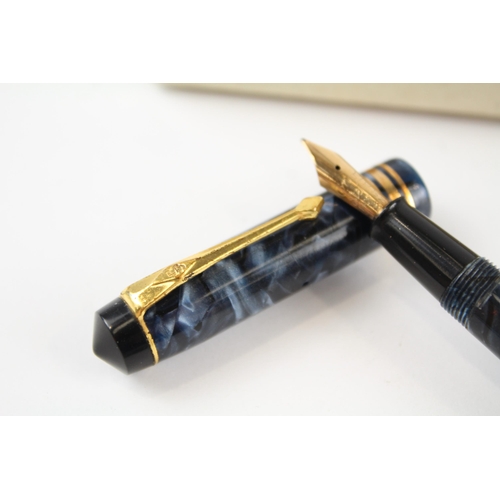 424 - Vintage CONWAY STEWART 388 Navy FOUNTAIN PEN w/ 14ct Nib WRITING Boxed