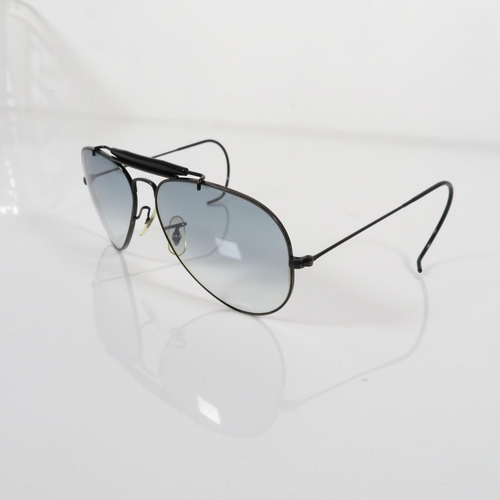 299 - 2x Pairs Ray Ban Sunglasses Silver Frame lens etched RB Black Frame lens etched BL