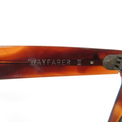 309 - 5x Pairs Ray Ban Sunglasses Gold Frame lens etched BL, Dark Wayfarer Frame etched BL, 3x pairs etche... 