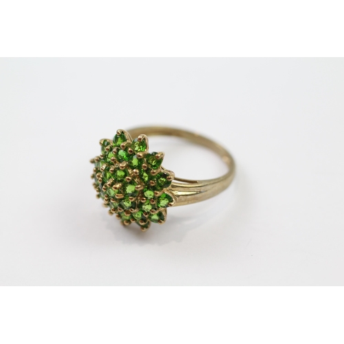 1 - 9ct gold green gem cluster dress ring (3.6g) Size  Q