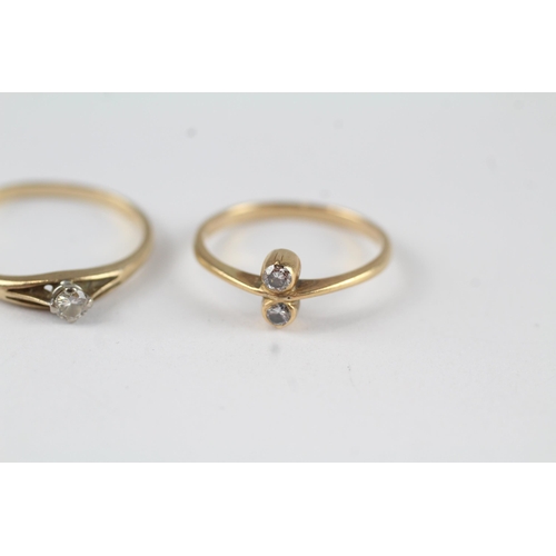 124 - 2x 9ct gold diamond rings (2.6g) Size  I + L