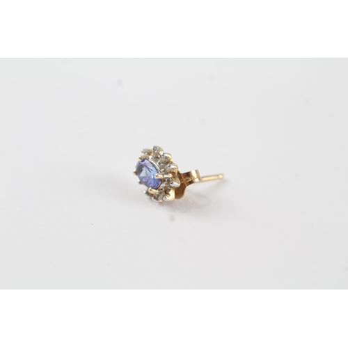 129 - 9ct gold tanzanite & diamond cluster stud earrings (1.1g)