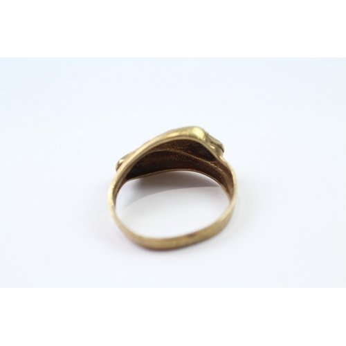 146 - 9ct gold snake ring (3.5g) Size  O (mis-shaped)