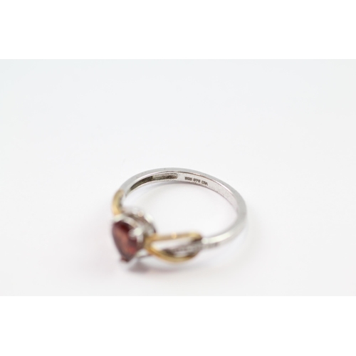 24 - 9ct gold & silver garnet & diamond ring (2.1g) Size  N