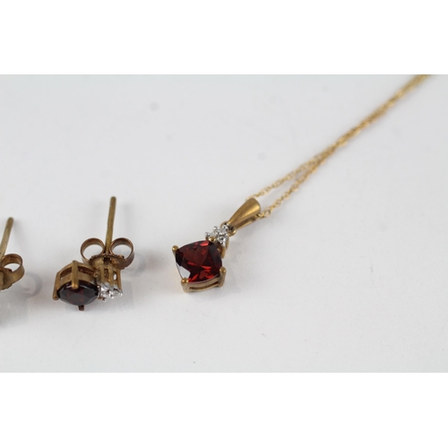 41 - 2x garnet & diamond necklace & earring set (2.1g)