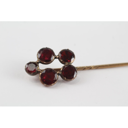 48 - 9ct gold Georgian foiled back garnet stick pin (2.5g)