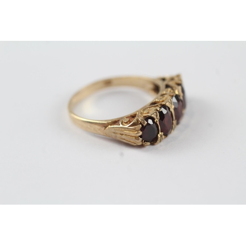 64 - 9ct gold antique garnet five stone ring (4g) Size  N 1/2