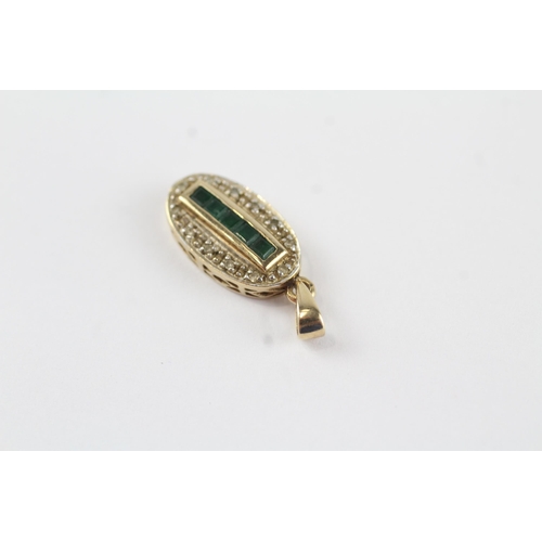 73 - 9ct gold diamond & emerald pendant (1.4g)