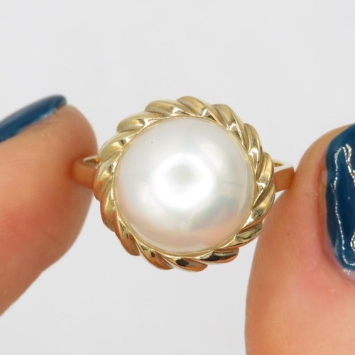 148 - 9ct gold faux mabe pearl dress ring (3.1g) Size  P