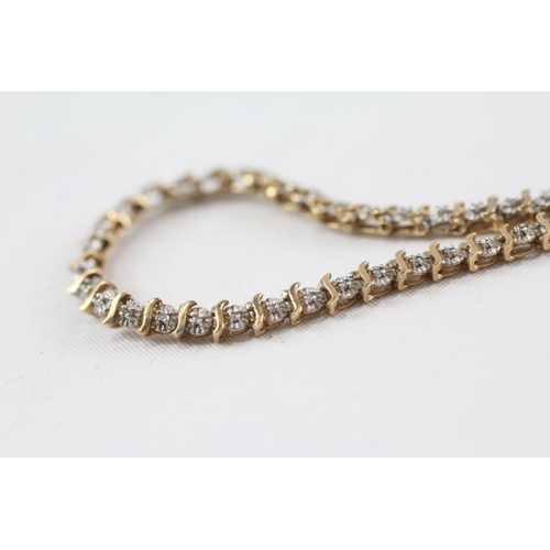 106 - 9ct gold diamond fancy link bracelet (6.7g)