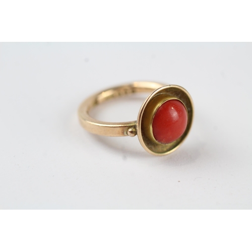 139 - 9ct gold coral halo ring (4.1g) Size  K+1/2