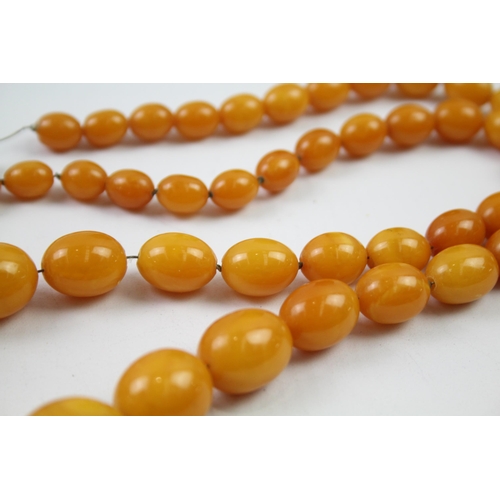 164 - Graduated Bakelite necklace with internal streaking (69g)